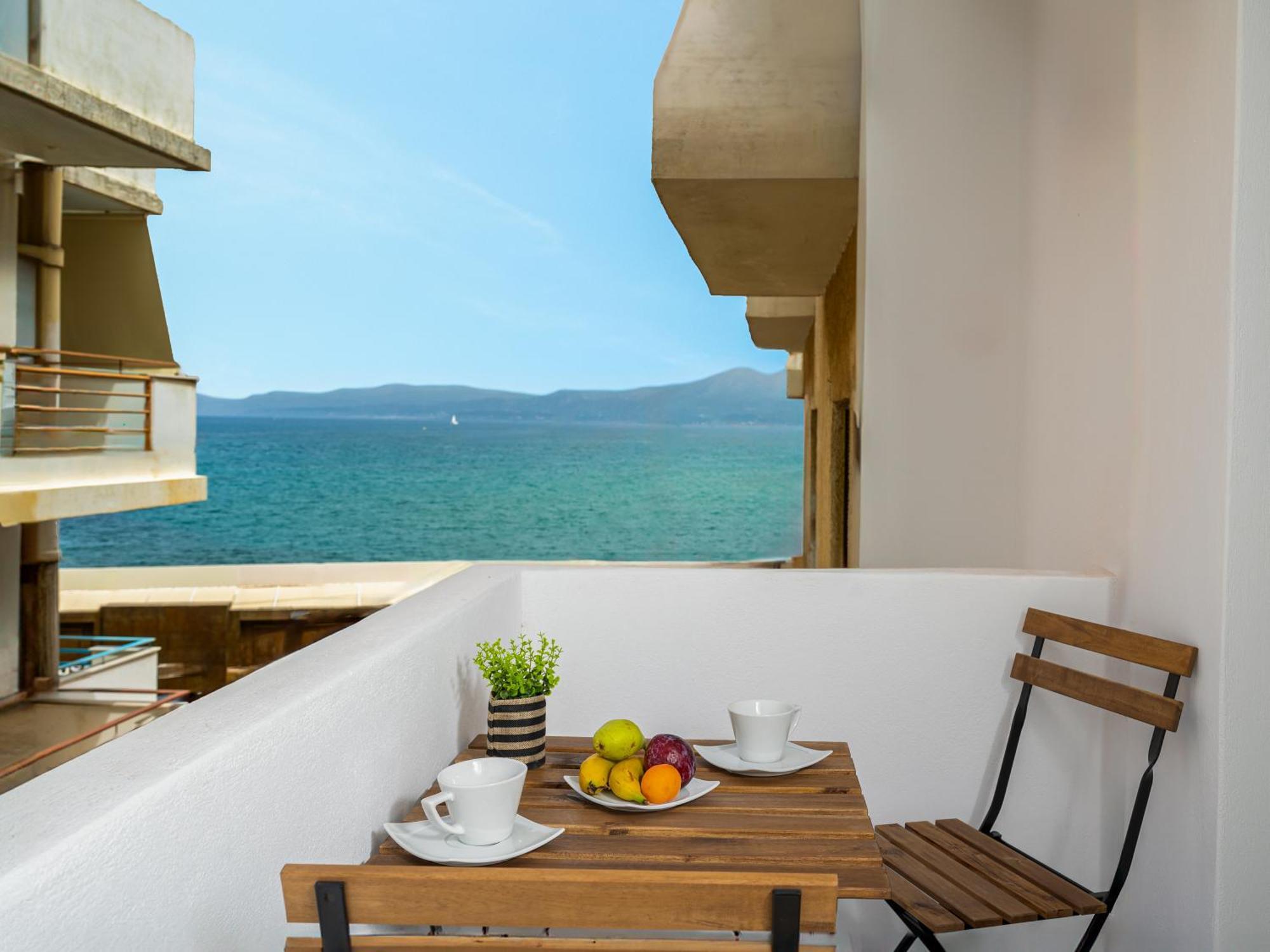 Makas Suites Hersonissos  Ngoại thất bức ảnh