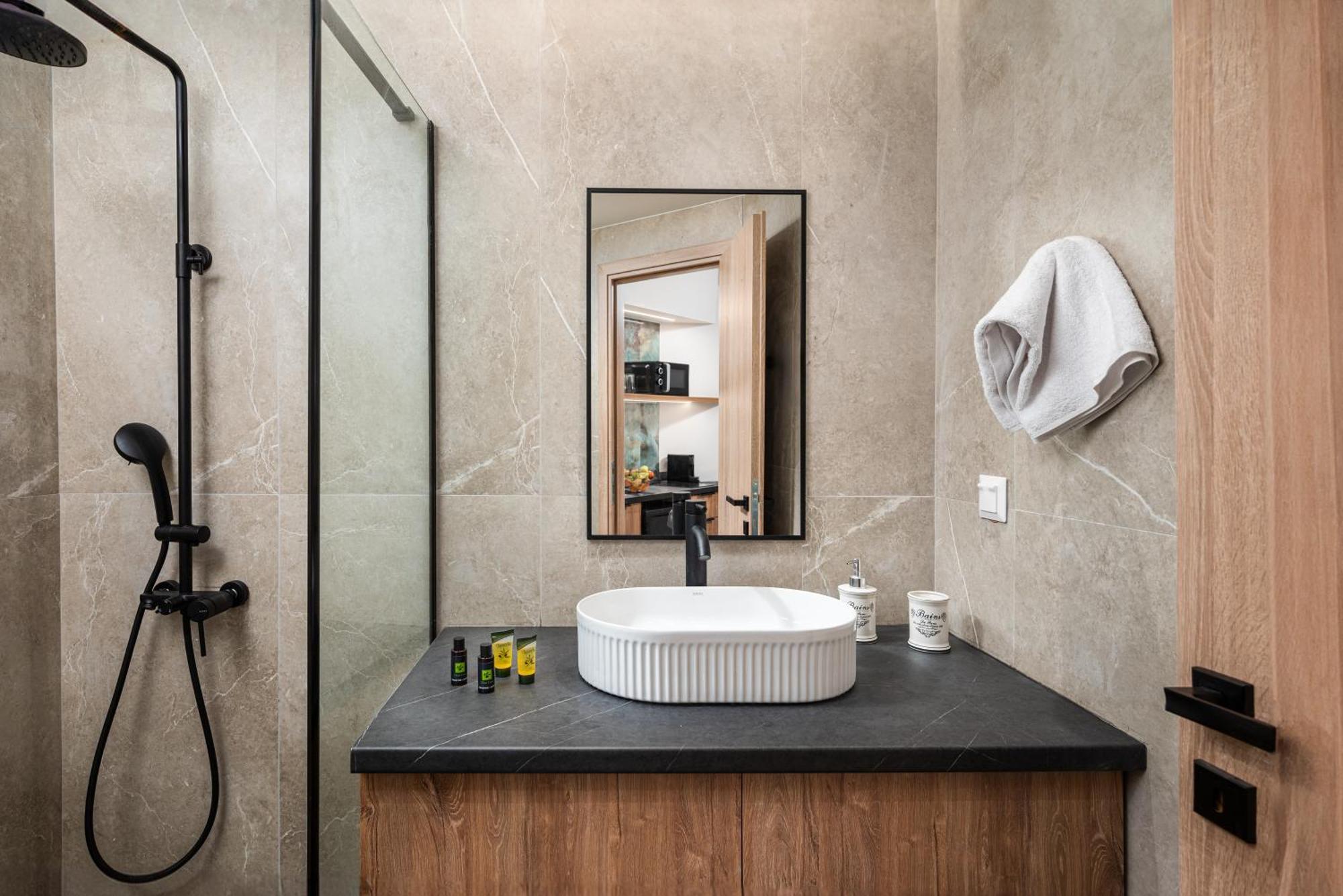 Makas Suites Hersonissos  Ngoại thất bức ảnh