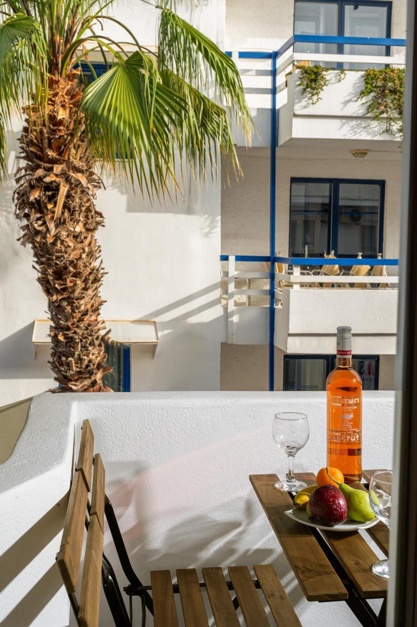 Makas Suites Hersonissos  Ngoại thất bức ảnh